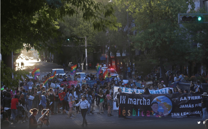 lesbians-march-in-guadalajara.png