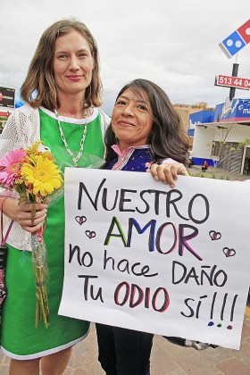 Love doesn't hurt hate does