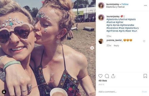 0_PAY-Train_Sexism_7_TRIANGLENEWS